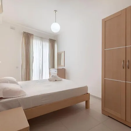 High Floor - Apt With Comfy Sofa - Balcony & Wi-fi By 360 Estates דירה *