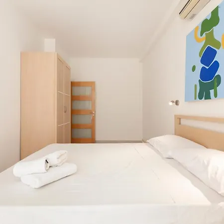 High Floor - Apt With Comfy Sofa - Balcony & Wi-fi By 360 Estates * סליאמה
